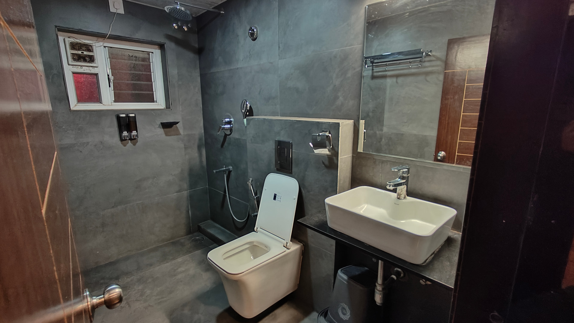 Private modern bathroom