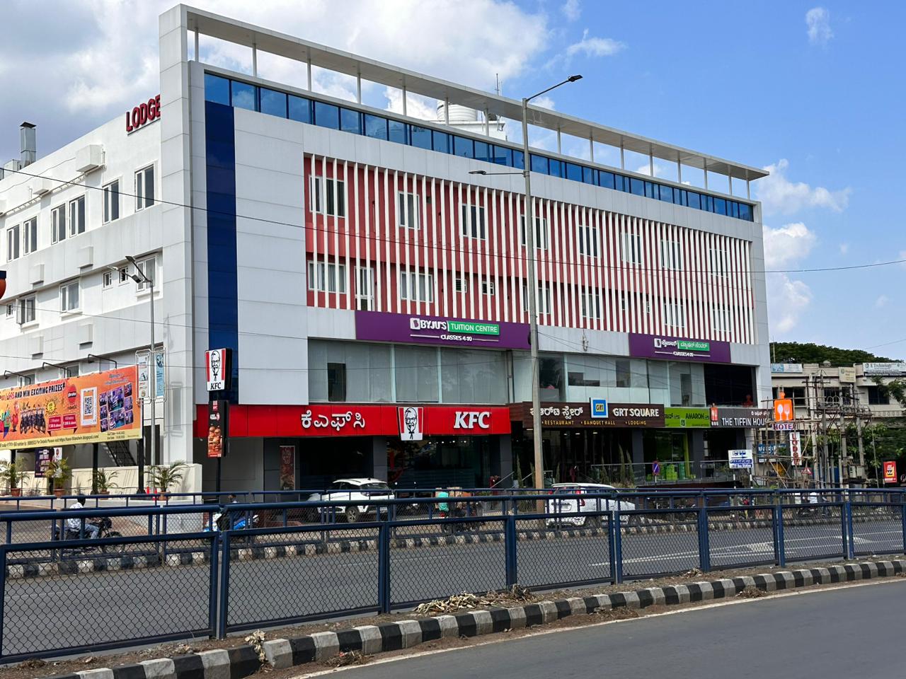Hotel GRT Square exterior